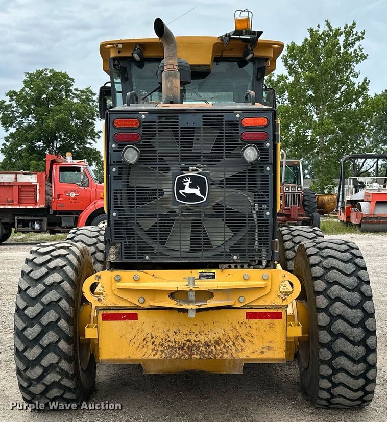 image for item MB9634 2009 John Deere 770G  motor grader