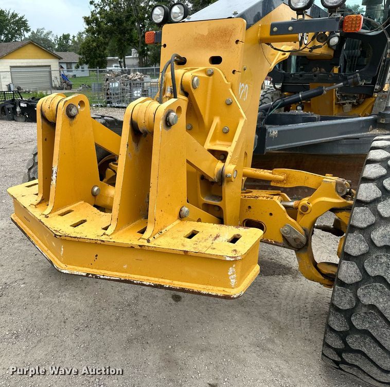 image for item MB9634 2009 John Deere 770G  motor grader