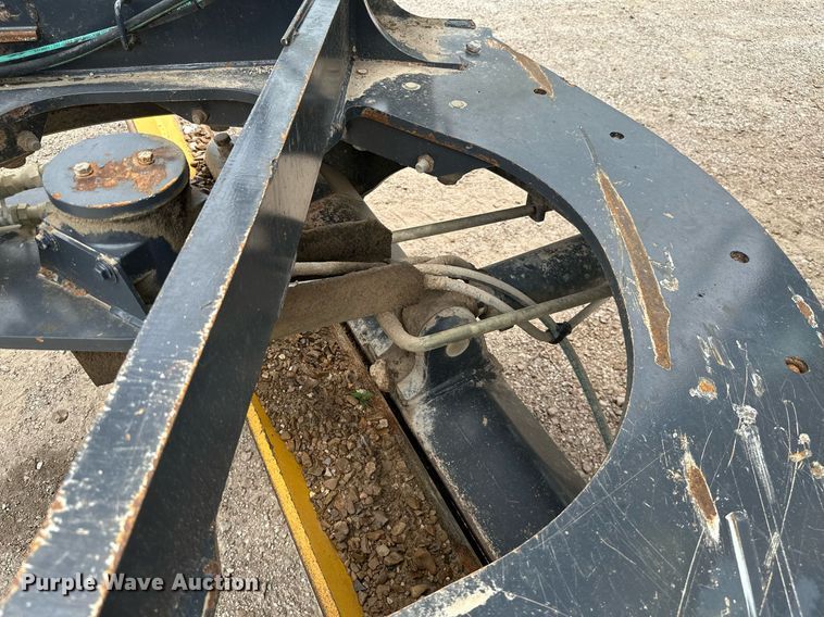 image for item MB9634 2009 John Deere 770G  motor grader