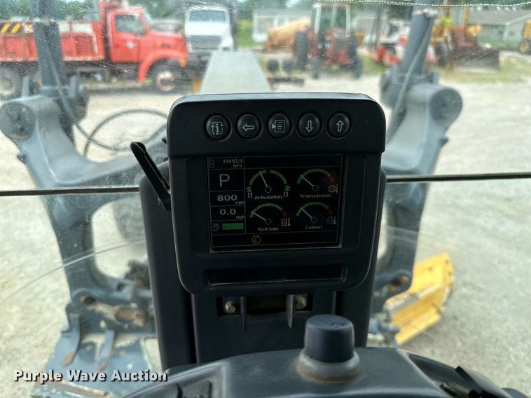 image for item MB9634 2009 John Deere 770G  motor grader