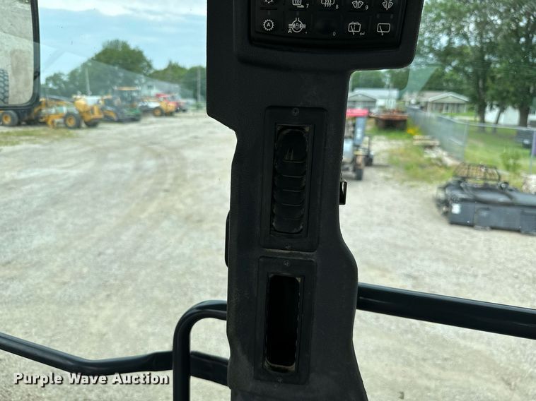 image for item MB9634 2009 John Deere 770G  motor grader