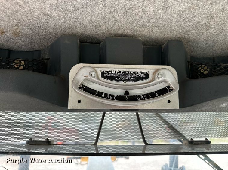 image for item MB9634 2009 John Deere 770G  motor grader