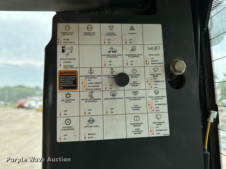 image for item MB9634 2009 John Deere 770G  motor grader