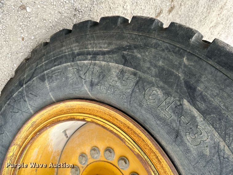 image for item MB9634 2009 John Deere 770G  motor grader