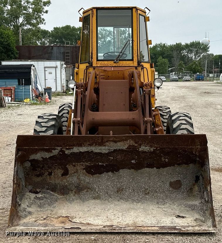 image for item MB9635 1971 Caterpillar 920  wheel loader