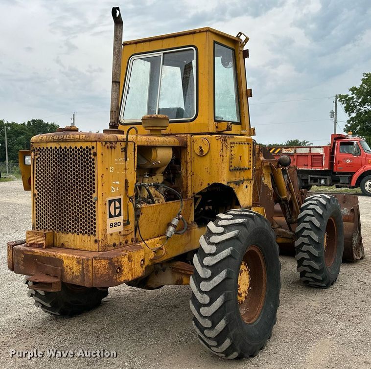image for item MB9635 1971 Caterpillar 920  wheel loader