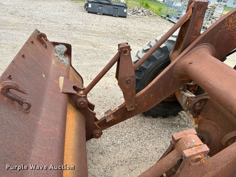 image for item MB9635 1971 Caterpillar 920  wheel loader