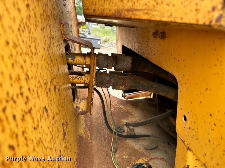 image for item MB9635 1971 Caterpillar 920  wheel loader