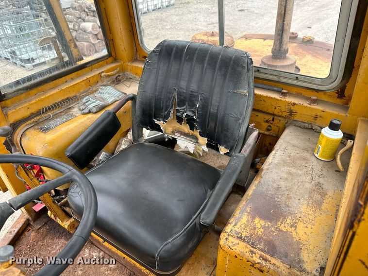 image for item MB9635 1971 Caterpillar 920  wheel loader