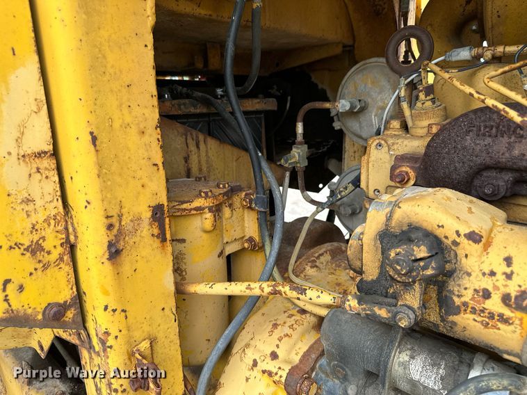 image for item MB9635 1971 Caterpillar 920  wheel loader