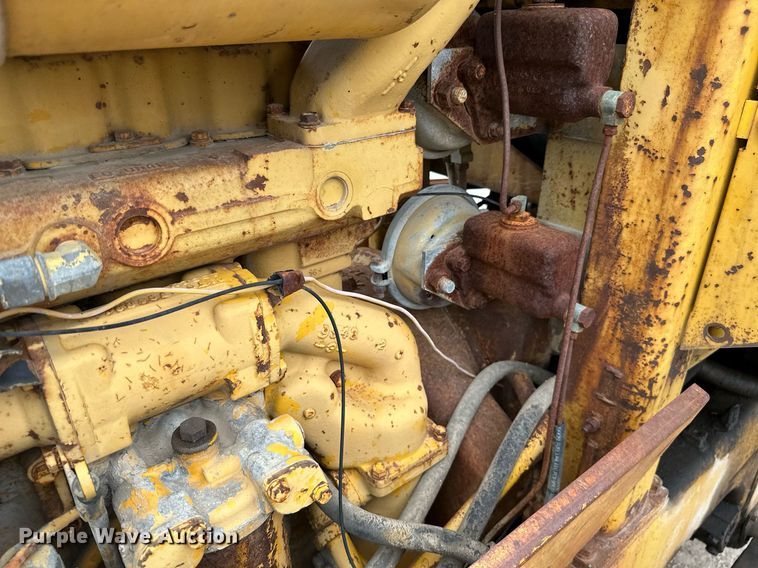 image for item MB9635 1971 Caterpillar 920  wheel loader