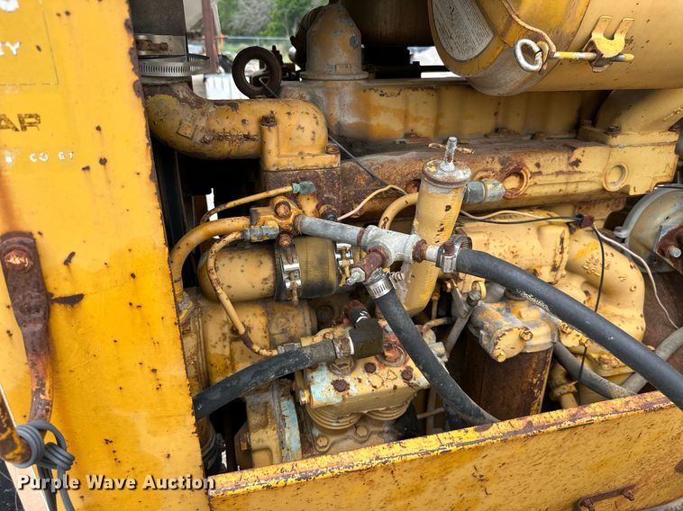 image for item MB9635 1971 Caterpillar 920  wheel loader