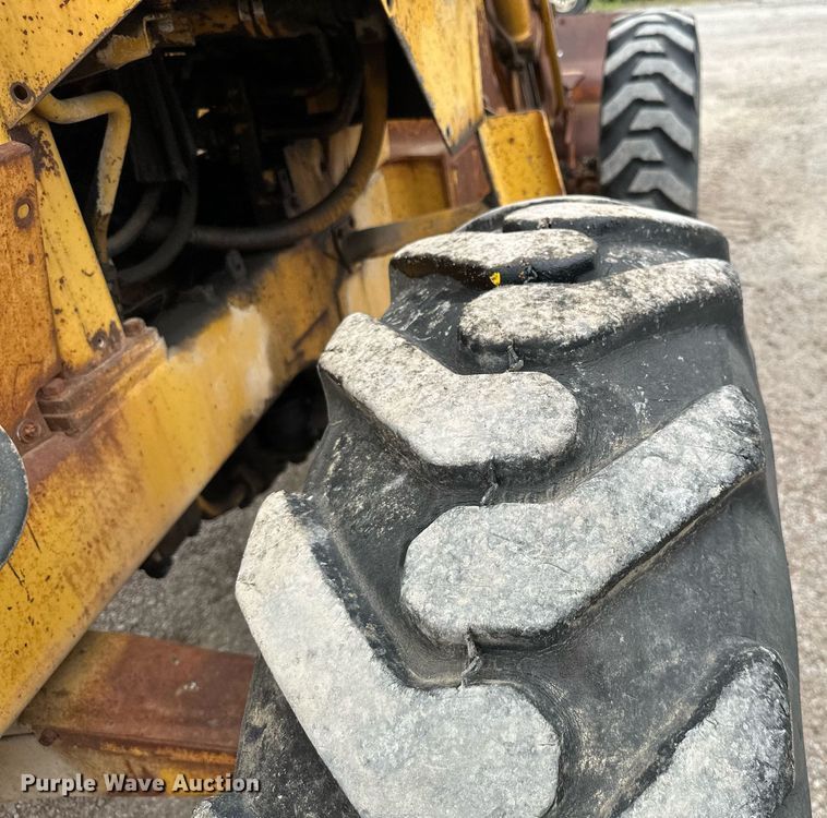image for item MB9635 1971 Caterpillar 920  wheel loader