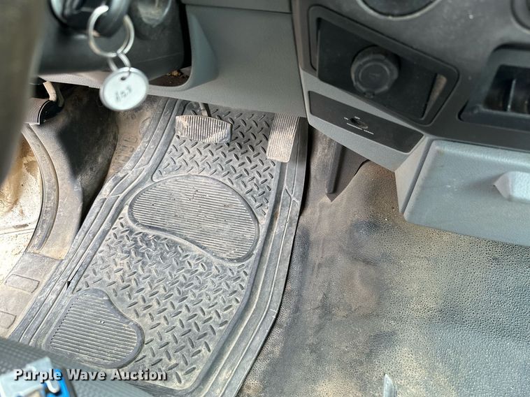 image for item MB9637 2014 Ford F250 Super Duty  pickup truck