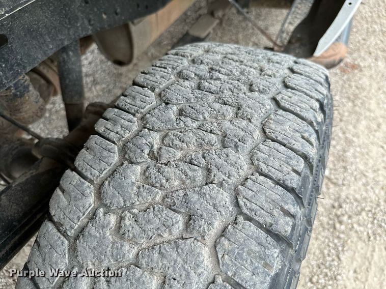 image for item MB9637 2014 Ford F250 Super Duty  pickup truck