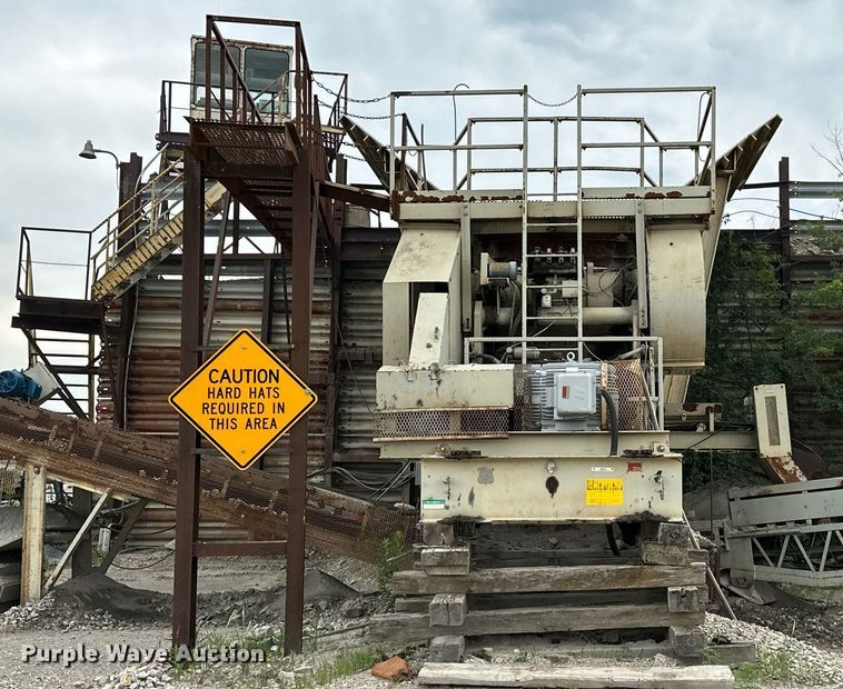 image for item MB9639 Cedarapids  crusher