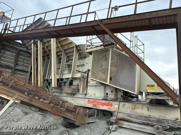 image for item MB9639 Cedarapids  crusher