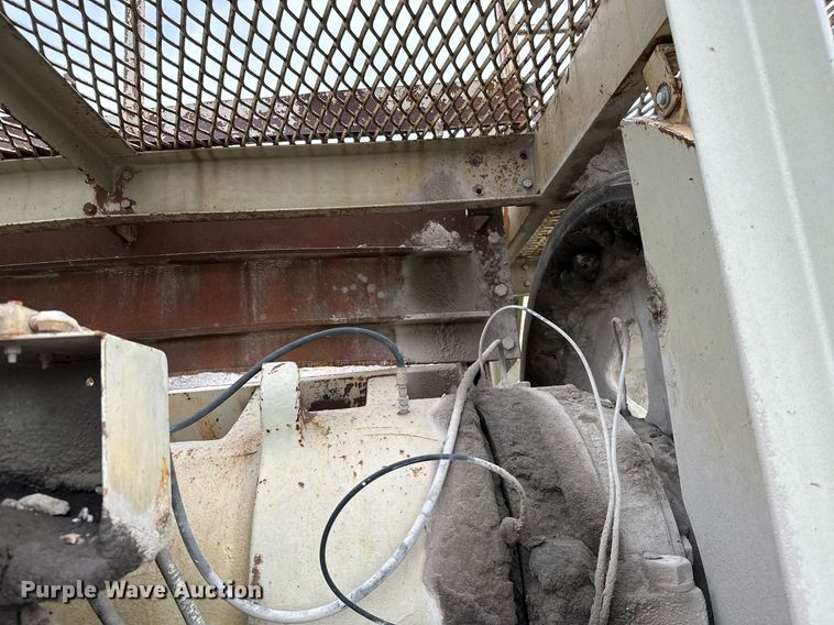 image for item MB9639 Cedarapids  crusher