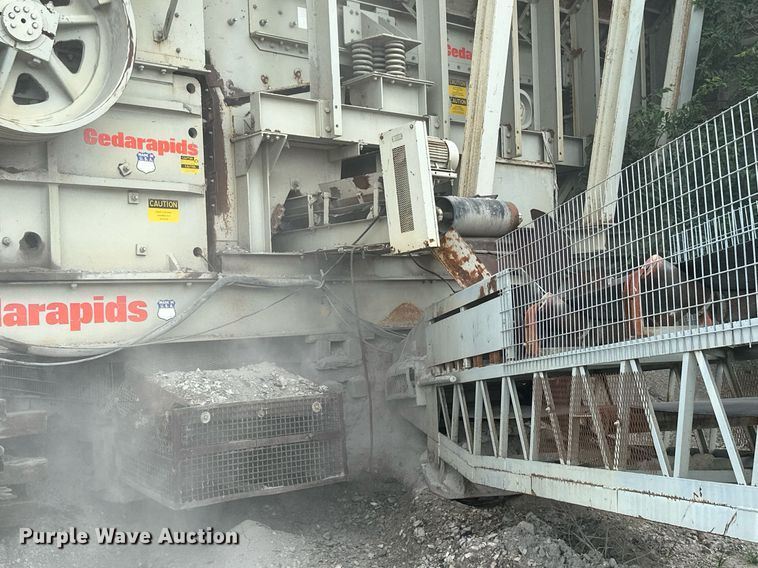 image for item MB9639 Cedarapids  crusher