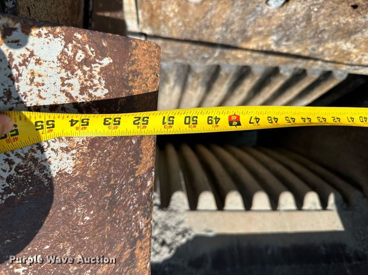 image for item MB9639 Cedarapids  crusher