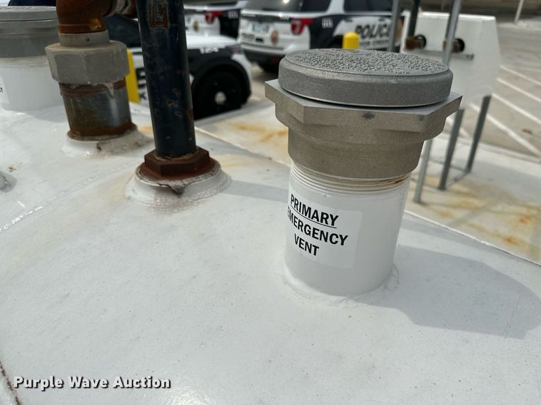 image for item MB9654 Hall Tank Co.  fuel tank