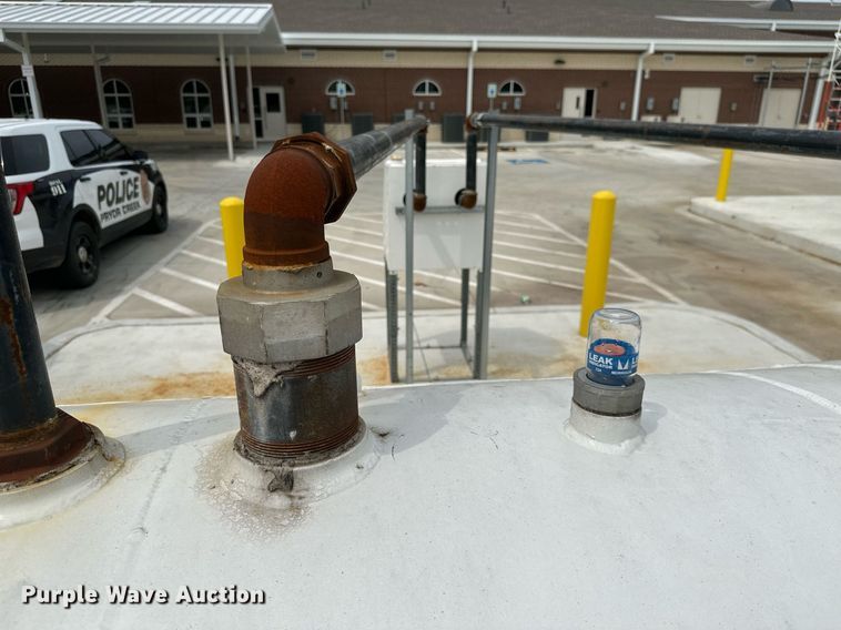 image for item MB9654 Hall Tank Co.  fuel tank