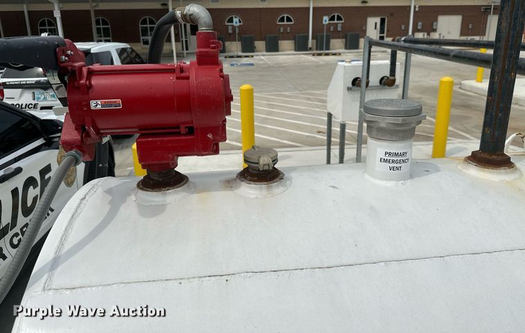 image for item MB9654 Hall Tank Co.  fuel tank