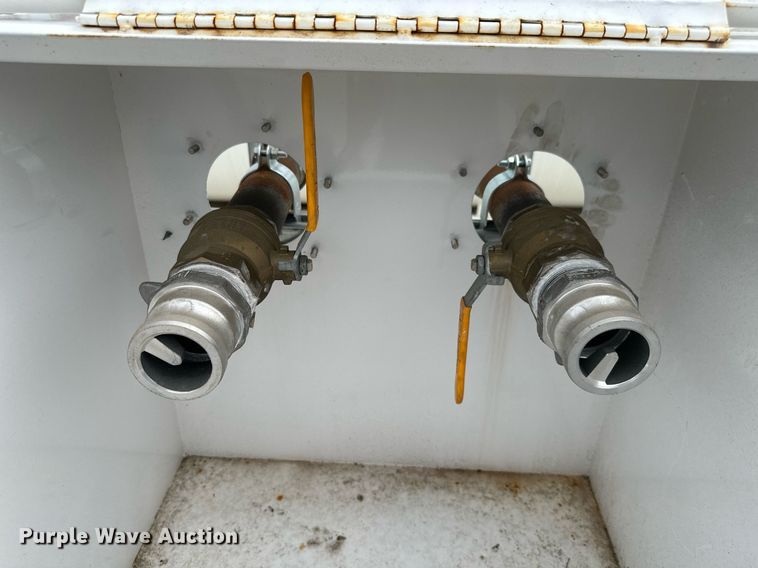 image for item MB9654 Hall Tank Co.  fuel tank