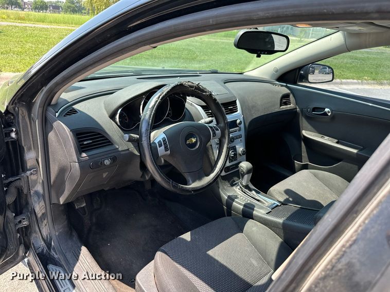 image for item MB9656 2011 Chevrolet Malibu LT