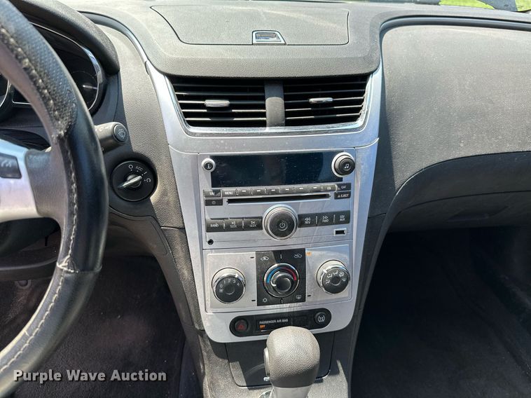 image for item MB9656 2011 Chevrolet Malibu LT