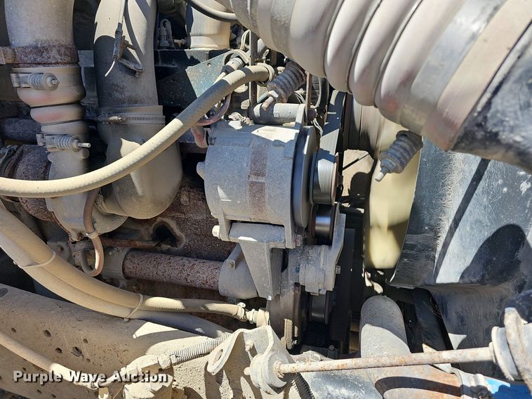 image for item MC9023 2002 International 2554  dump truck