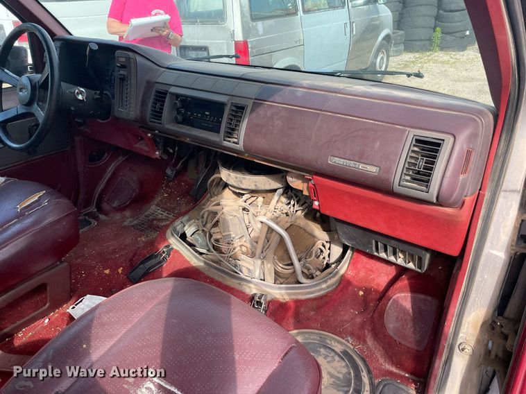 image for item ME9882 1991 Chevrolet Astro  van