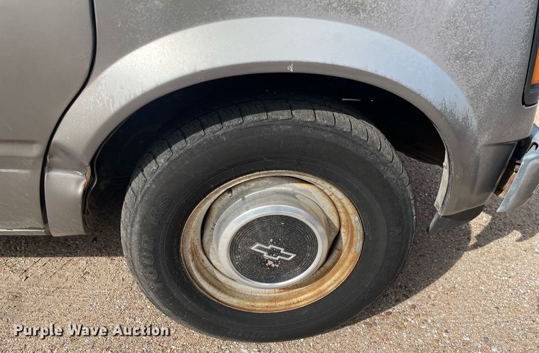 image for item ME9882 1991 Chevrolet Astro  van