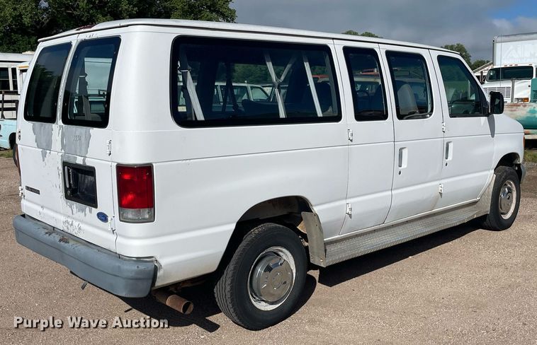 image for item ME9883 1997 Ford Club Wagon  van