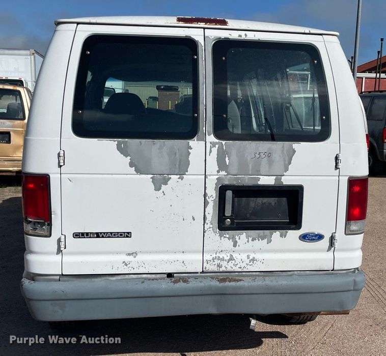 image for item ME9883 1997 Ford Club Wagon  van