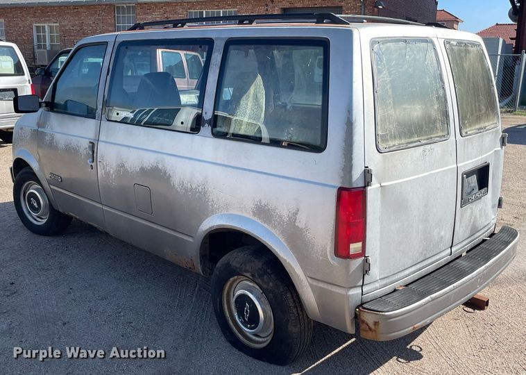 image for item ME9884 1991 Chevrolet Astro  van