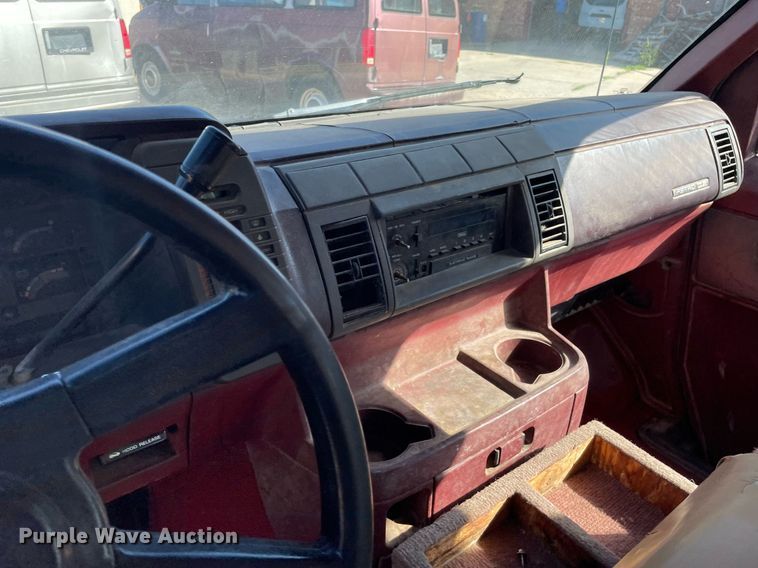 image for item ME9884 1991 Chevrolet Astro  van