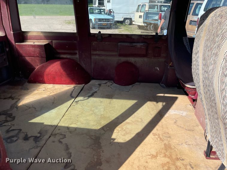 image for item ME9884 1991 Chevrolet Astro  van