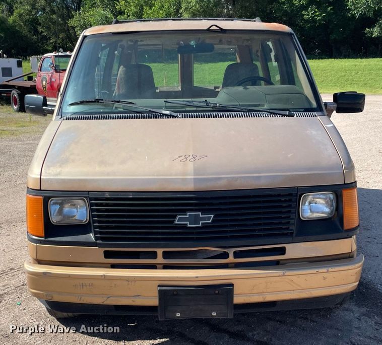 image for item ME9885 1991 Chevrolet Astro  van