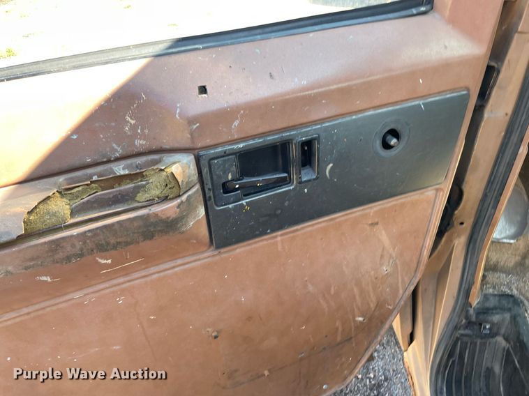 image for item ME9885 1991 Chevrolet Astro  van