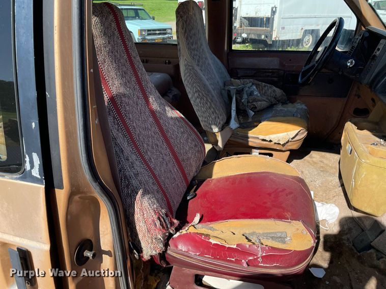 image for item ME9885 1991 Chevrolet Astro  van