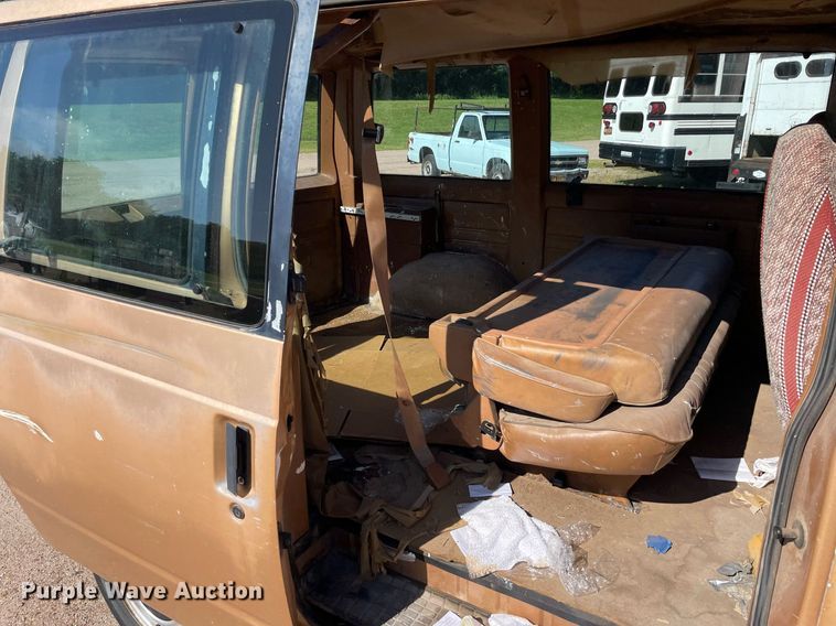 image for item ME9885 1991 Chevrolet Astro  van