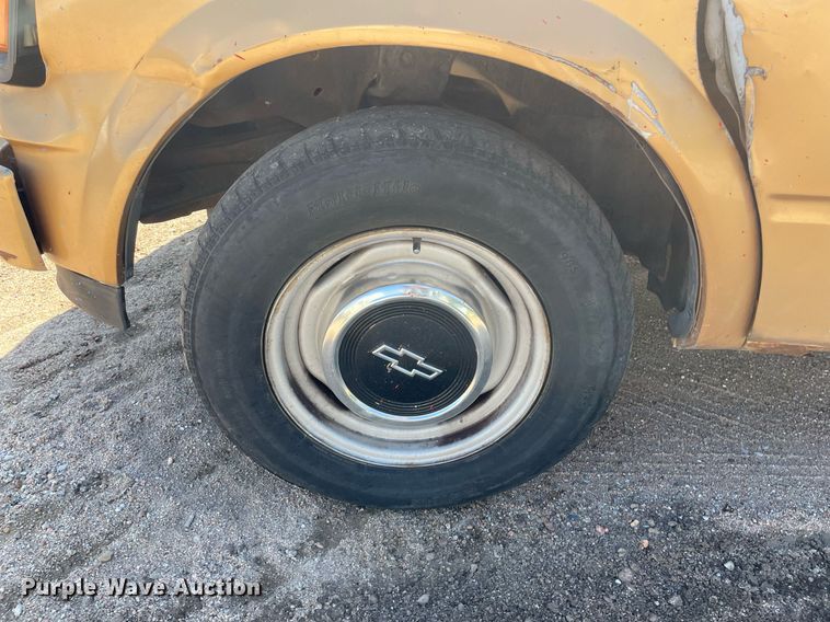 image for item ME9885 1991 Chevrolet Astro  van