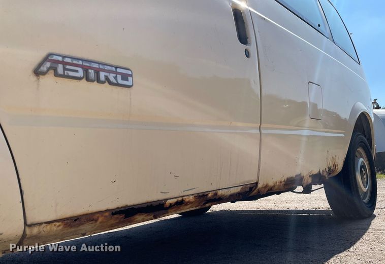 image for item ME9886 1991 Chevrolet Astro  van