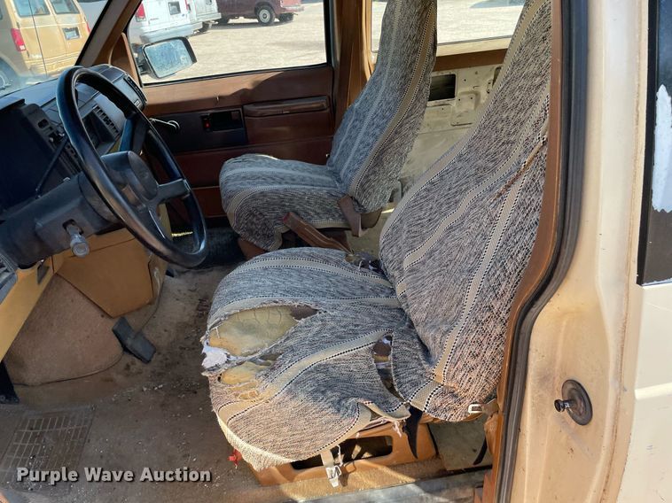 image for item ME9886 1991 Chevrolet Astro  van