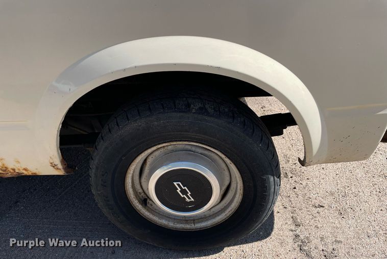 image for item ME9886 1991 Chevrolet Astro  van