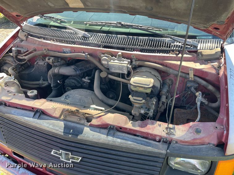 image for item ME9887 1991 Chevrolet Astro  van