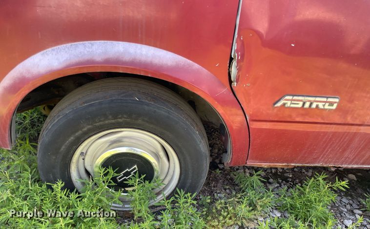 image for item ME9887 1991 Chevrolet Astro  van