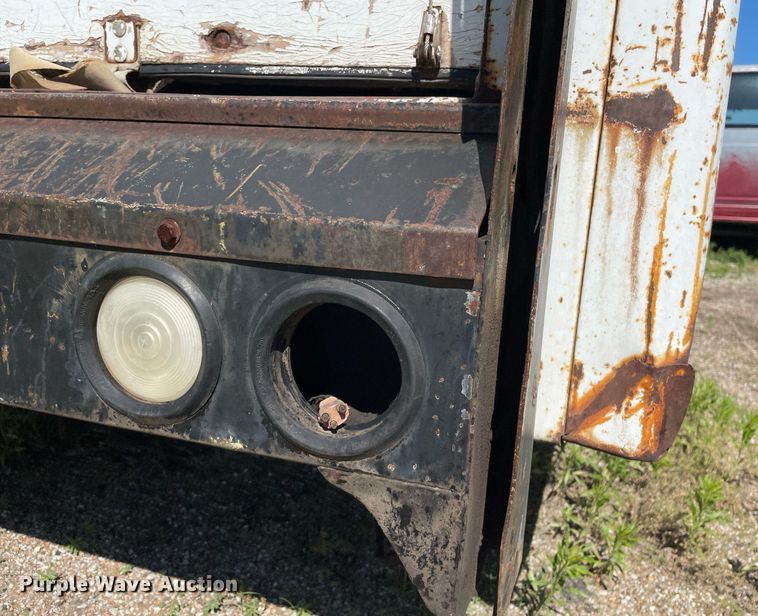 image for item ME9888 1979 Chevrolet Step Van 20  delivery van