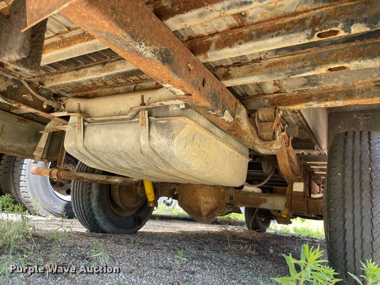 image for item ME9888 1979 Chevrolet Step Van 20  delivery van